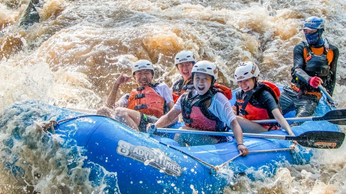 ล่องแก่ง Mae Tang, Chiang Mai ล่องแก่ง Mae Tang, Chiang Mai